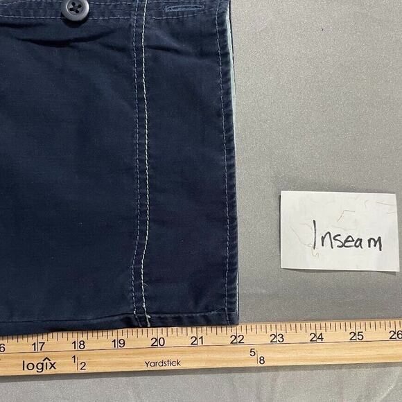 Eddie Bauer Womens Size 4 Navy Capris Hiking Cargo Utility Y2K Gorpcore - Picture 15 of 16